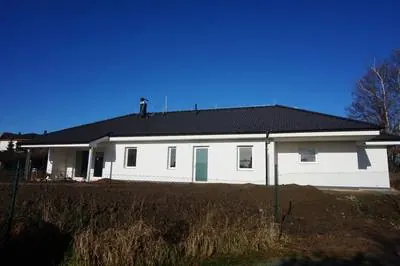 Nová střecha s modrým nebem