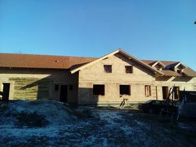 Střecha — pohled zepředu